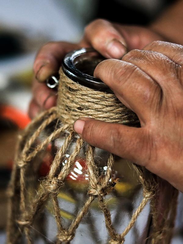 Retro Dried Flower Arrangement Glass Vase with Hemp Rope – Transparent Desktop Ornament for Home Decor