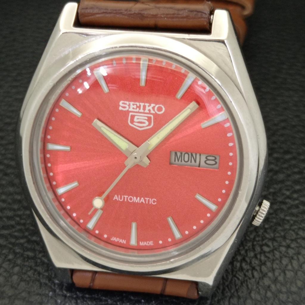 JAPAN 7009A VINTAGE SEIKO 5 AUTOMATIC MENS RED COLOR DIAL WATCH a701387-5 R206a-a701387