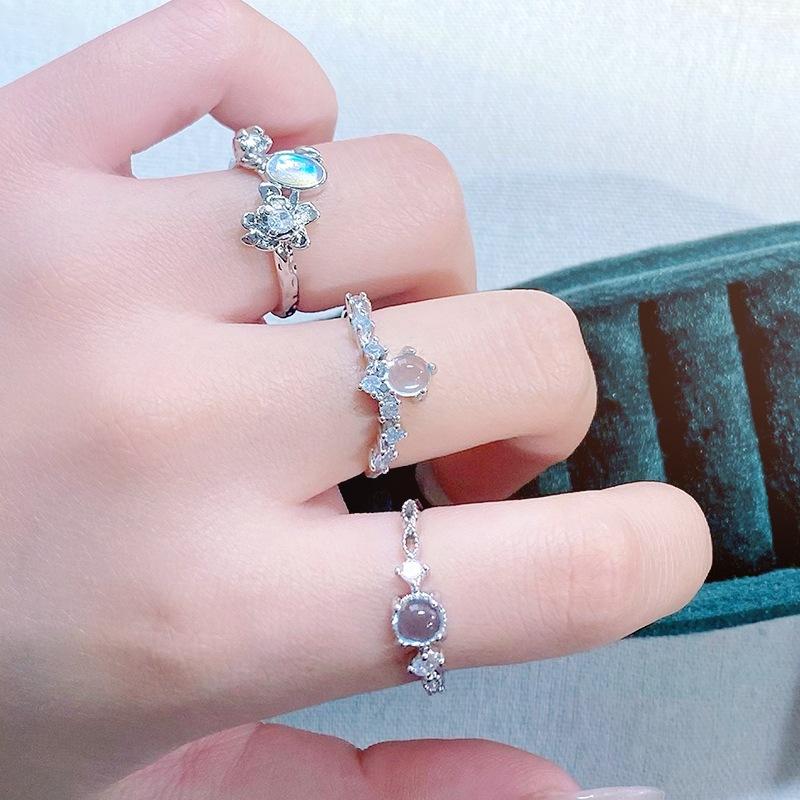 Diamond Sea Blue Moonstone Ring, Female Niche Design, Index Finger Ring, Light Luxury, High-End Personality Ring.