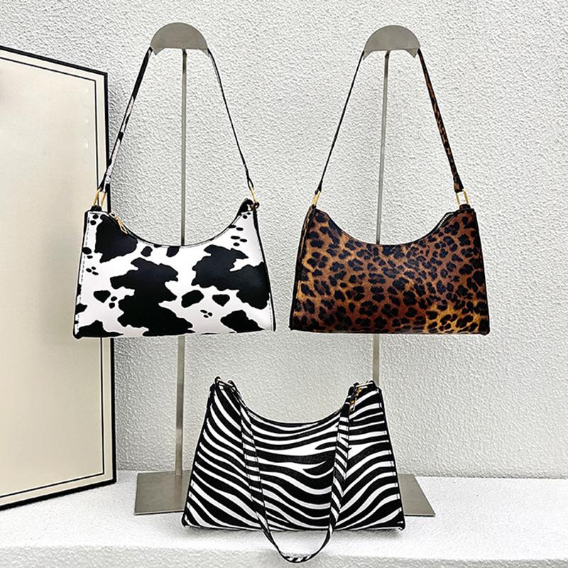 Women's Underarm Bags Autumn and Wibnter Trendy Shoulder Bag Cute Simple Handbags and Purses Female Travel Small Totes