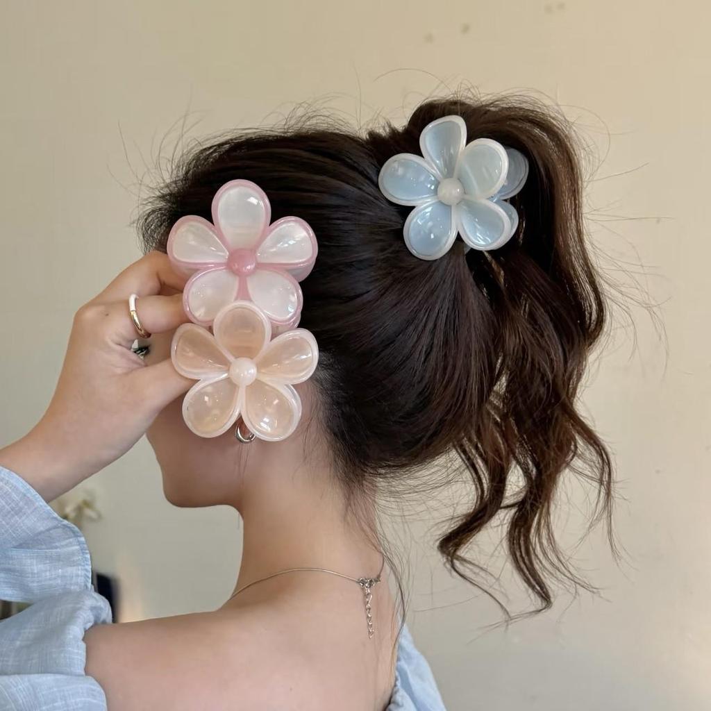 Korean Style Plumeria Hair Clip - Elegant Updo Claw Clip for Women, Perfect for Vacation & Gentle Style