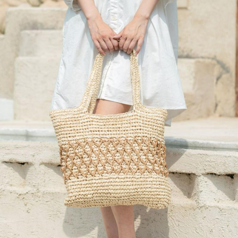 Come to the drawing rope striped straw bag handmade shoulder woven bag large capacity seaside vacation beach tote bag