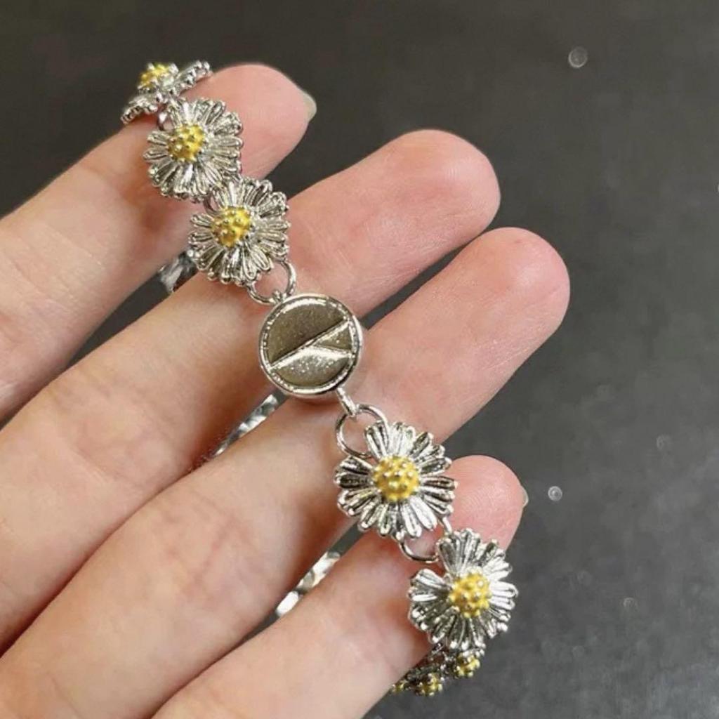 [USED] G-DRAGON Jiyong Bracelet Daisy BIGBANG