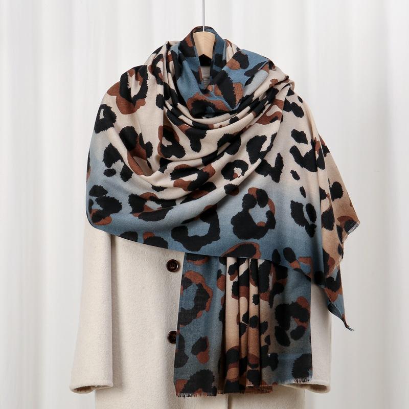 

Молочный леопардовый принт, приятный к коже бархат, осень и зима, приятный к коже и теплый, имитация кашемира, печатный шарф, универсальная шаль 88*180cm синий