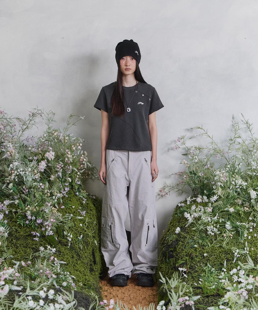 Tansanmageunesyum Songi Songi X Carbonated Cut-Out Eyelet T-Shirt (Charcoal)