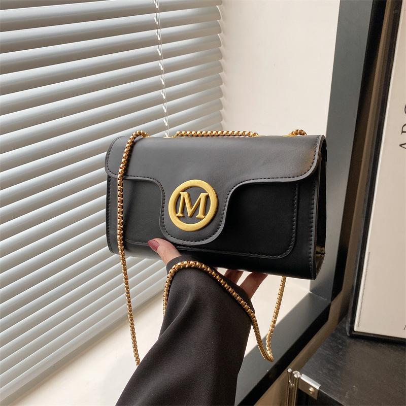 

Весна новая красивая высококлассная сумка-цепочка, темпераментная сумка-мессенджер через плечо на цепочке, женская сумка чёрный