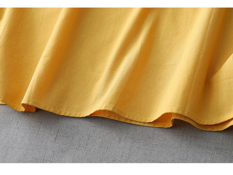 Summer Beachwear: Heavy Embroidered Cotton-Linen Skirt for Travel Photos