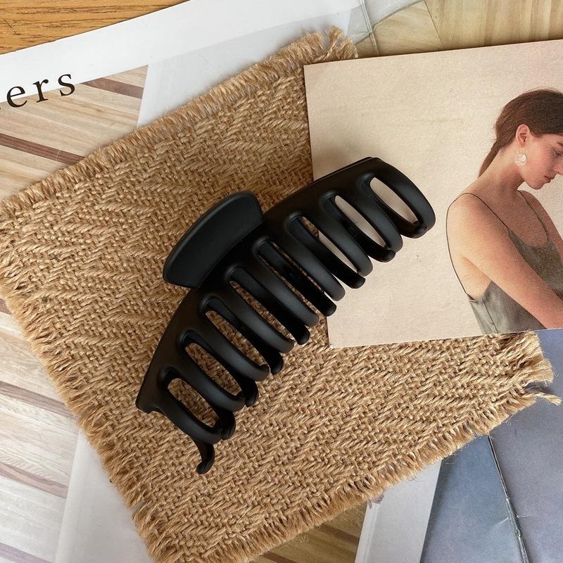 38Styles Geometry Women's Hair Claw Coffee Beige Large Thick Hair Clip Crab Korean Big Small Hairpin Femme Girl Hair Accessories