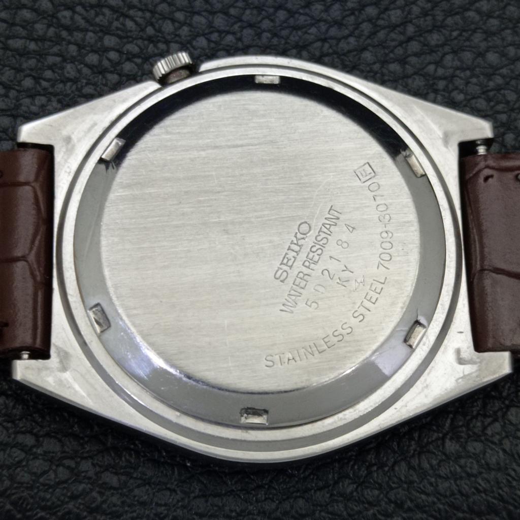 SEIKO 5 AUTOMATIC 7009A VINTAGE JAPAN MENS MAROON COLOR DIAL WATCH a701485-5