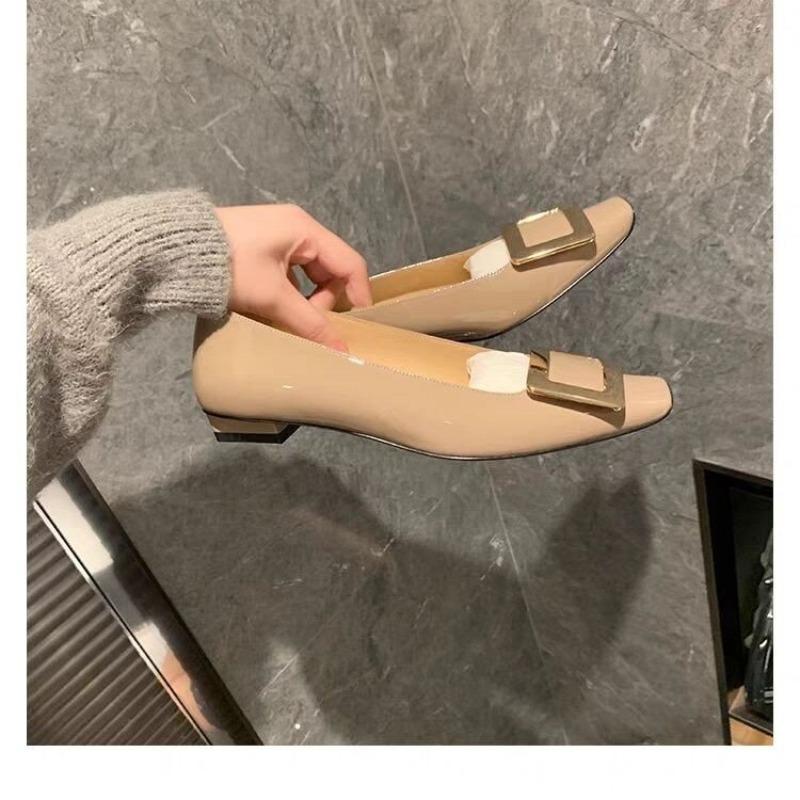 

Модные женские туфли-лодочки с французской квадратной пряжкой, классические балетки с квадратным носком из лакированной кожи, темпераментные, новый стиль 40