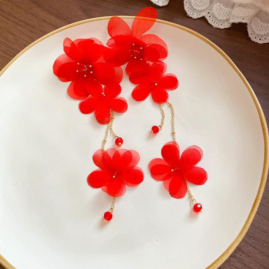 

Steel needle glass bead fabric chiffon flower fringed earrings fresh and sweet temperament earrings niche high-end earrings women
