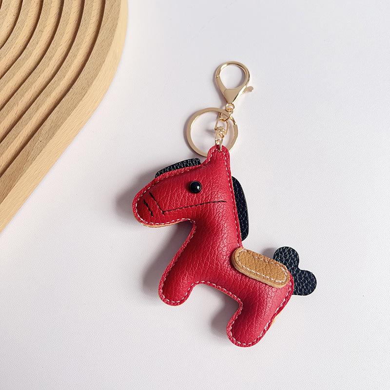 Cartoon Horse PU Leather Keychain Charm Ornament красный