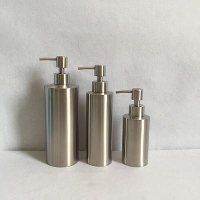 Edelstahl Seifenspender 304 Material 550 ml Flüssigseifenflasche für Küche Badezimmer Moderner Stil Edelstahlpumpe