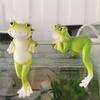 2 Pack Cute Climbing Frog Figurines Flower Pot Hugger Resin Hanging Frog Sculpture Outdoor Statue Plant Pot Decorations
