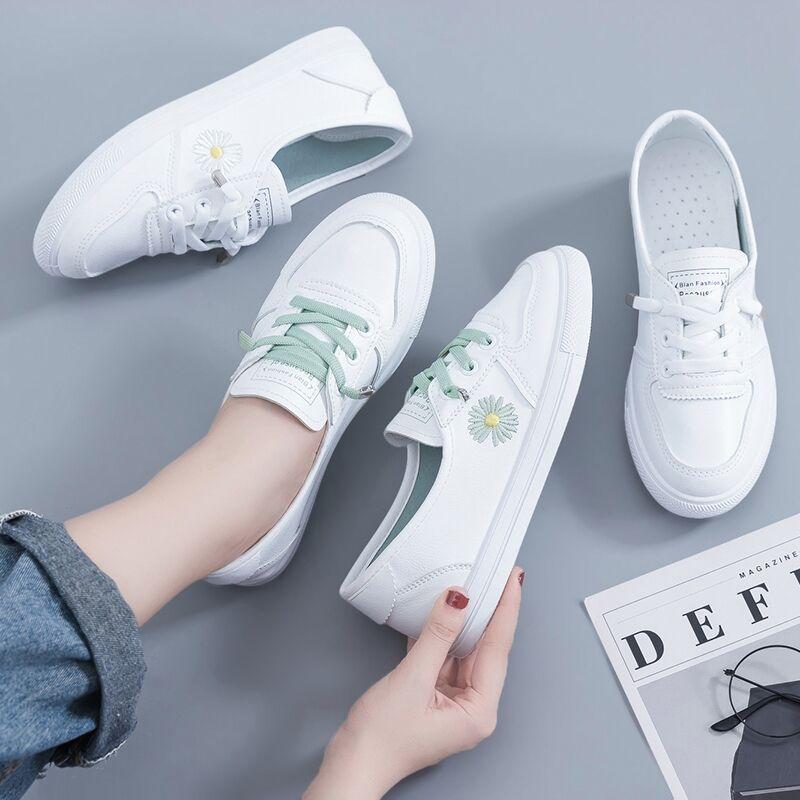 ****** and Autumn new ******* old cloth shoes women's single shoes white shoes comfortable non-slip student shoes waterpro** leather surface