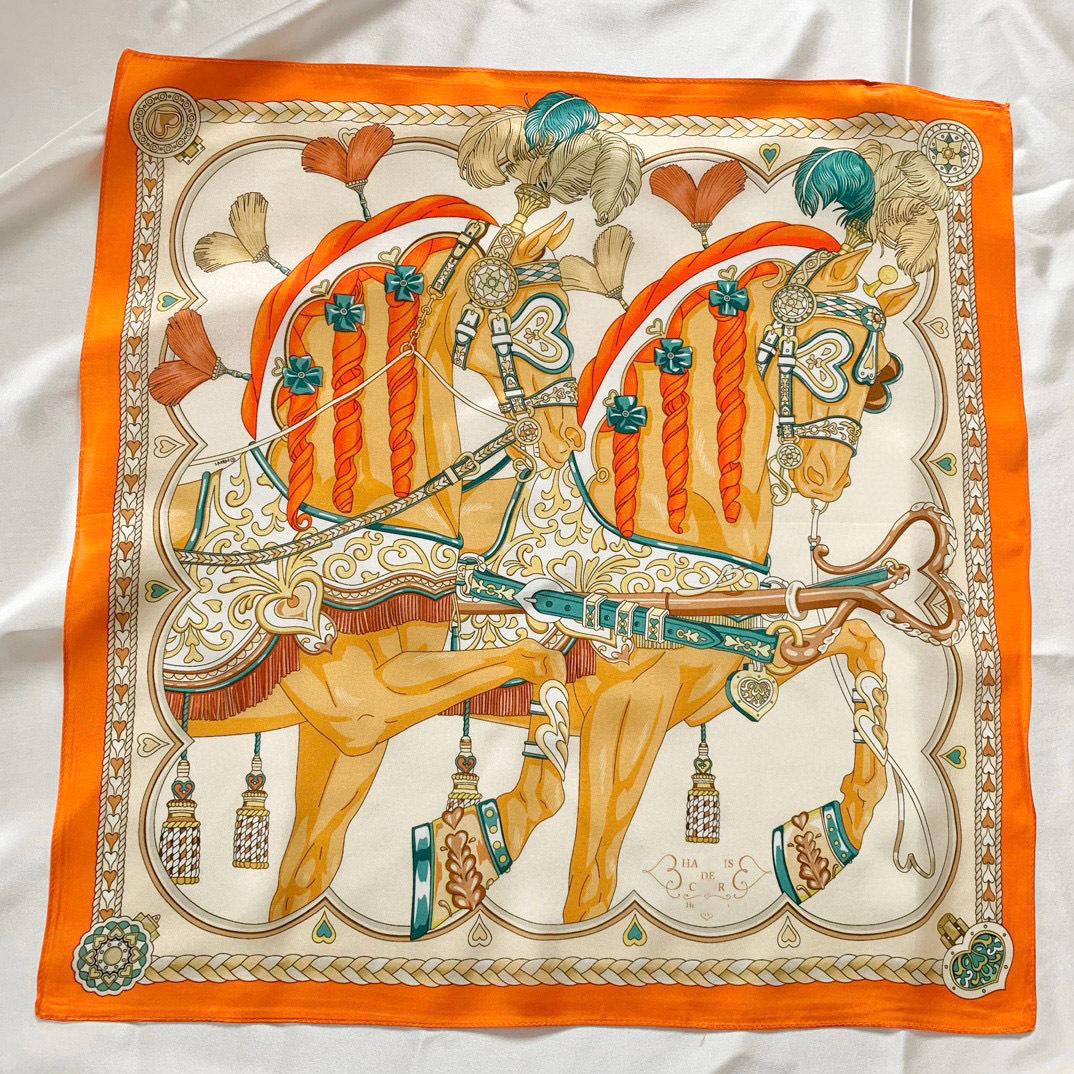 

68cm Love Horse Printed Scarf Women s Spring and Summer Thin Imitation Silk Scarf Fresh and Versatile Headscarf Shawl Scarfs оранжевый