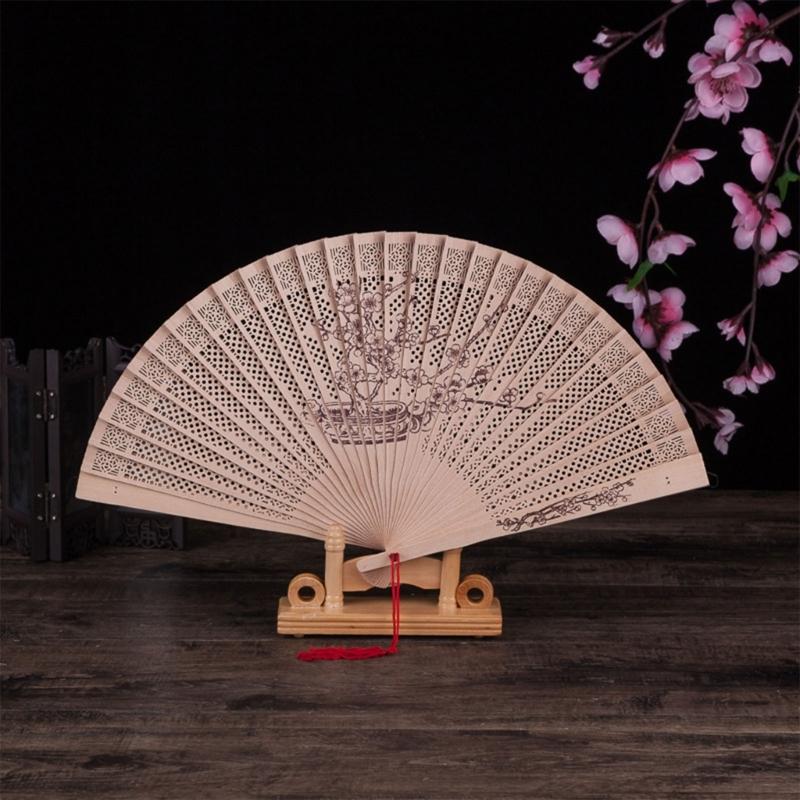 Exquisites Chinese Culture Handheld Fan Decorative Wood Handheld Folding Fan with Detailed Carving for Gift and Decors