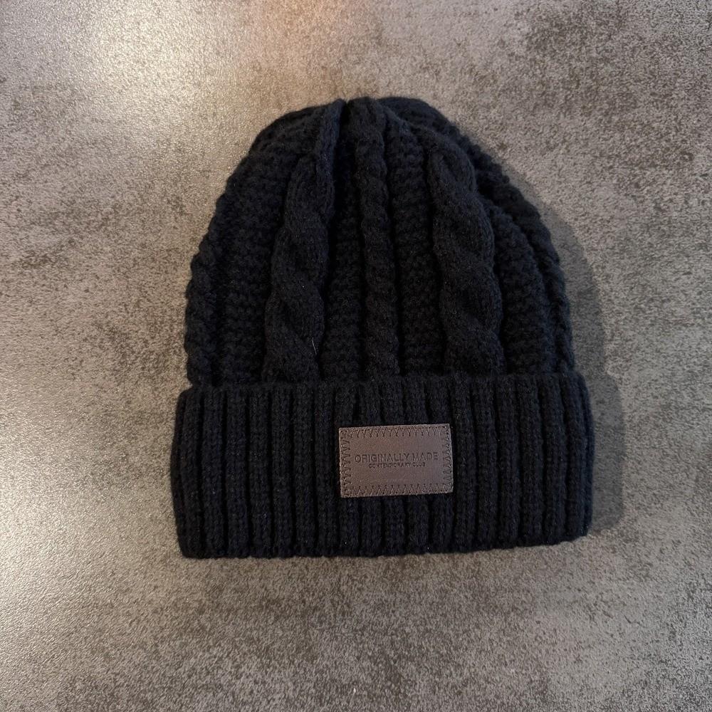 Casual Versatile Winter Knitted Hat Fleece-lined Warm Couple Beanie Thickened Coldproof Beanie Cap Unisex