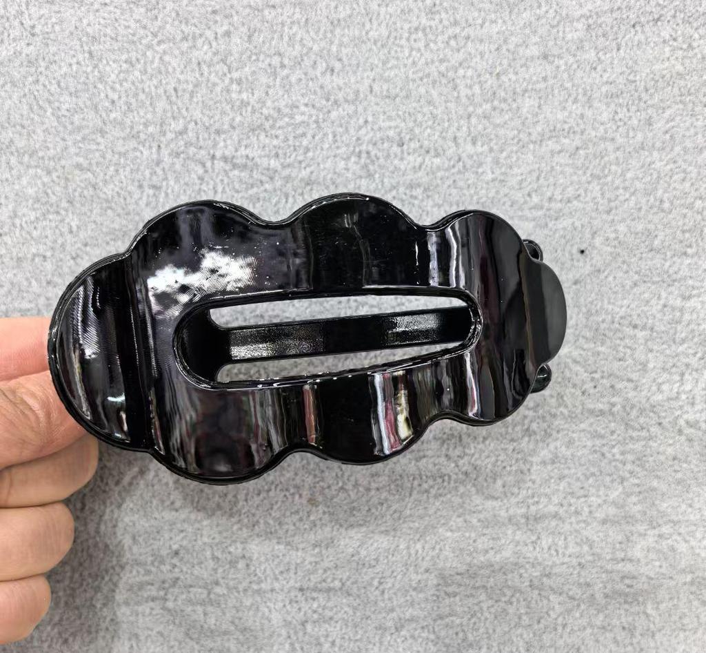 Korean Irregular Cloud Hair Claw Duckbill Clip - Dopamine Style for Women, Flat Head Comfort, Yoga-Friendly (2026 Edition)