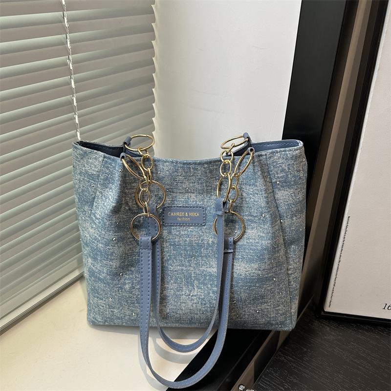 Simple casual commuting large capacity versatile shoulder underarm bag texture new fashion portable tote bag women