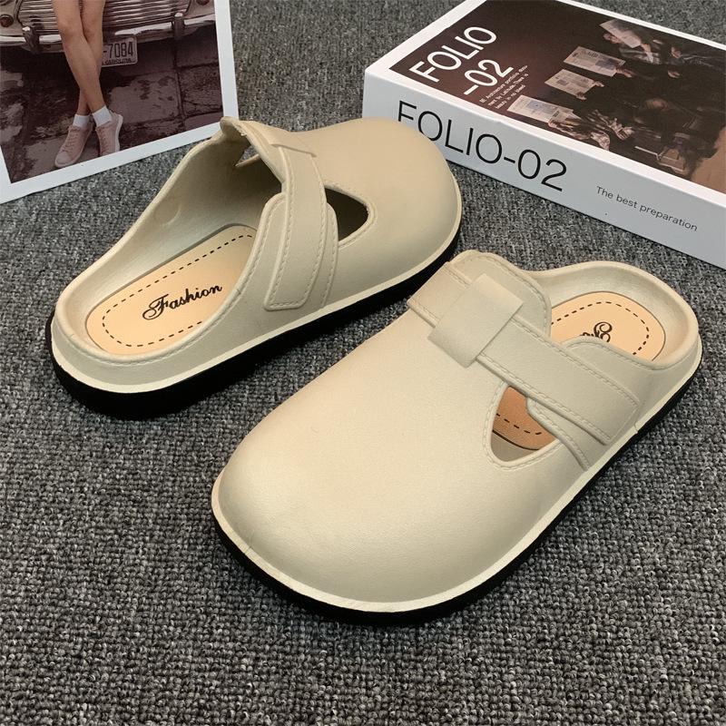 Women's Spring/Summer Lightweight Flat Hole Slippers: Simple, Comfortable, Casual Outdoor Style