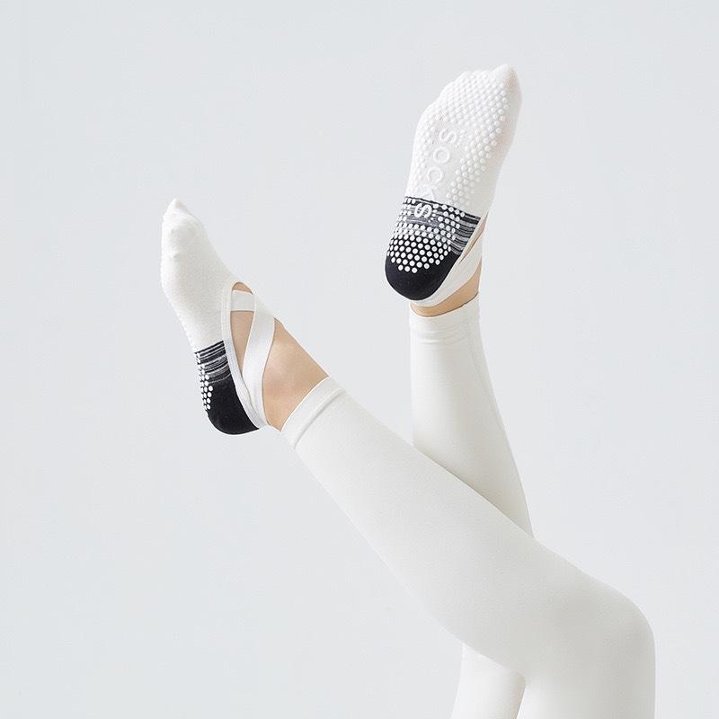 Yoga Socks, Women's Breathable Thin Professional Sports Socks, Pilates Anti-slip Floor Socks