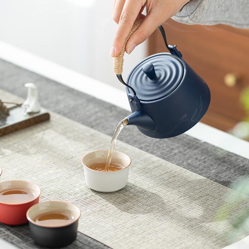 Elegant Chinese Ceramic Tea Set Gift Box