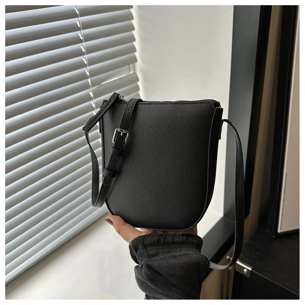Solid Color Pu Shoulder Bags for Women Girls Zipper Ladies Crossbody Phone Bag Travel Phone Key Coin Card Storage Pouch