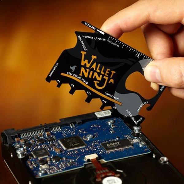 Ninja Wallet Card mit 18 Werkzeugen