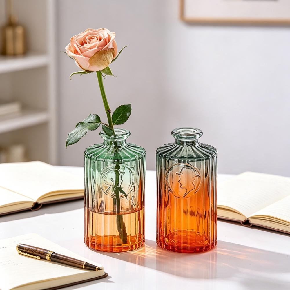 5pcs Glass Bud Vases Retro Gradient Color Vases Decorative Glass Bottles for Tabletop Centrepiece Decor Wedding Party Reception
