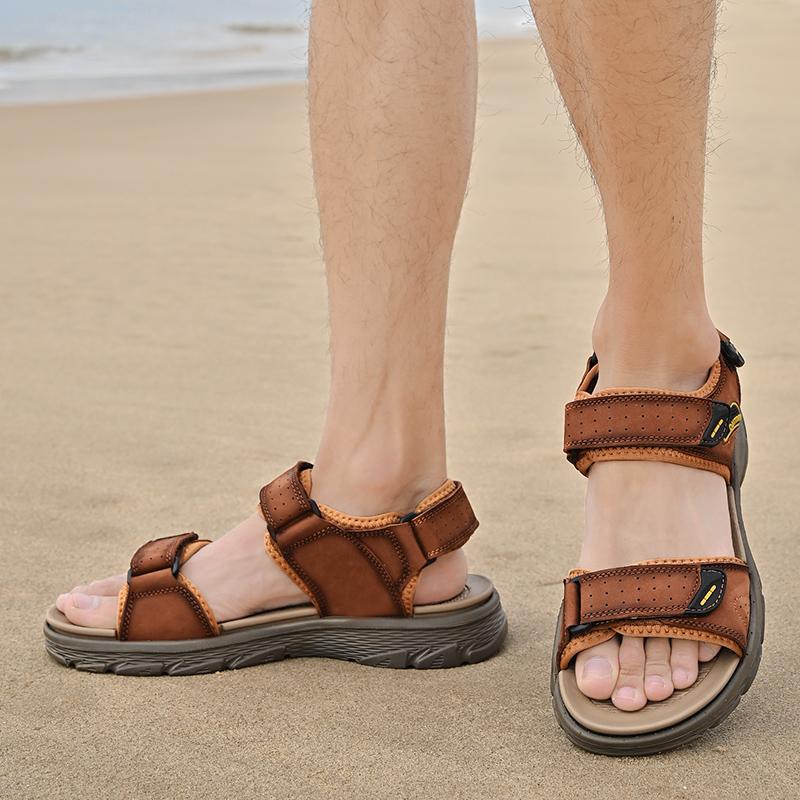 Fashion New Design Mens Light Sandals Casual Summer Beach Open Toed Sandals Outdoor Wear Anti-Slip Slippers Cool Slides Shoes Flip Flops