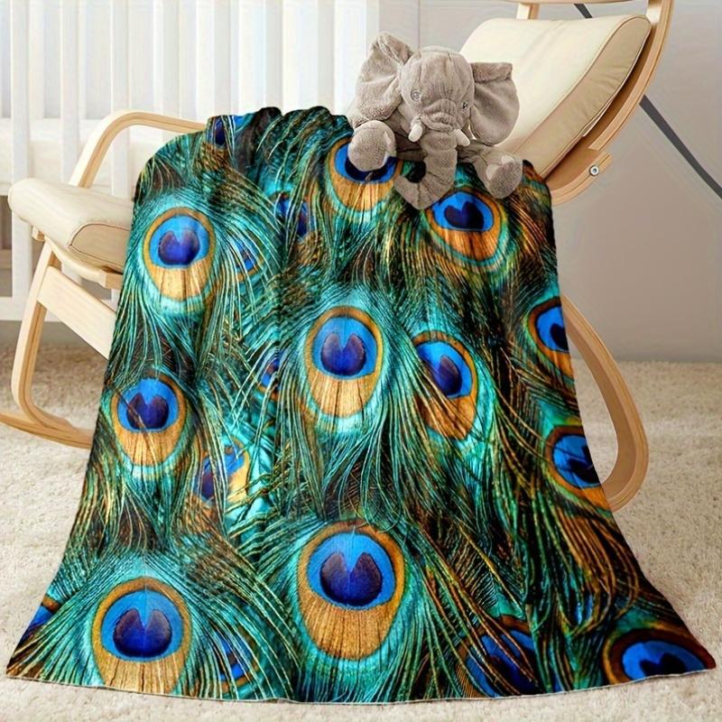 A Peacock Feather Patterned All-Season Flannel Blanket, a Soft And Warm Travel Throw