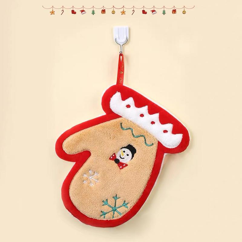 

Christmas Creative Hand Towel Decoration Gift Theme Event Towel Coral Fleece Practical Commemorative Small Towel