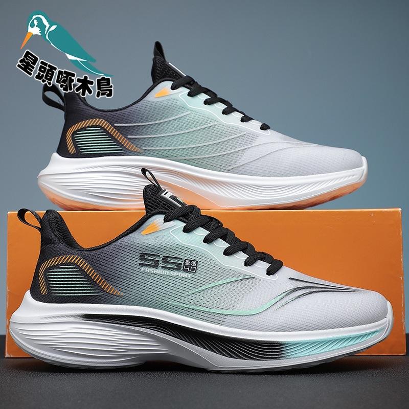 Men's shoes spring and summer mesh breathable shoes casual shoes ultra-light sports shoes soft sole non-slip shock absorption student running shoes