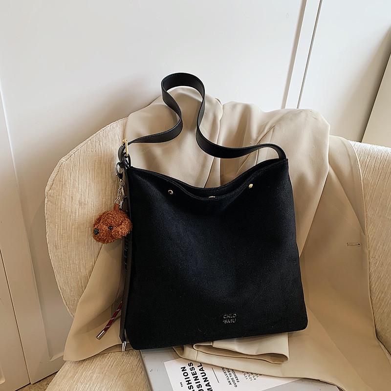 Ielgy Autumn Winter Retro Suede Large Capacity Commuter All-Match One-Shoulder Messenger Tote Bag