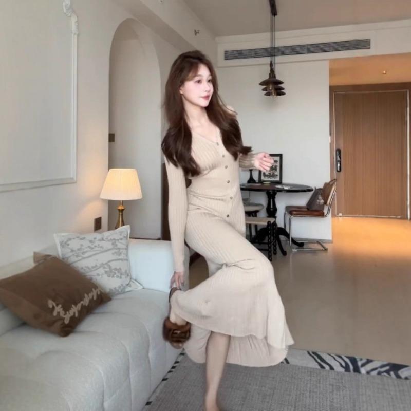 [] Gentle Long-sleeved Knitted Inner Dress Children's Autumn and Winter New Temperament Bottoming Hip-wrapped Dress