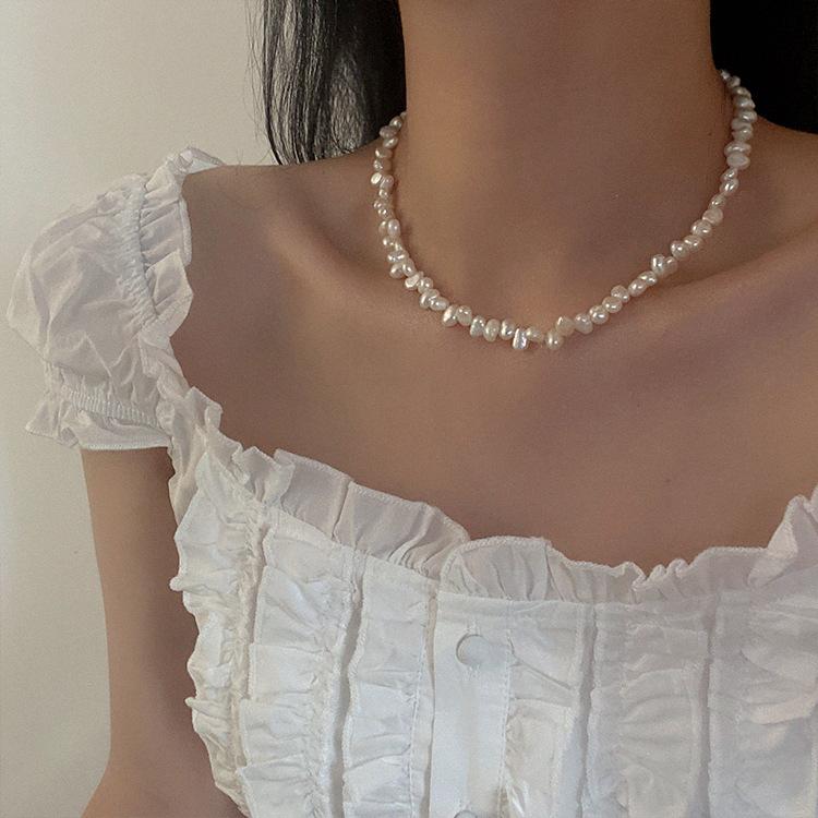 Freshwater pearl series necklace French retro versatile elegant personalized neck chain collarbone chain