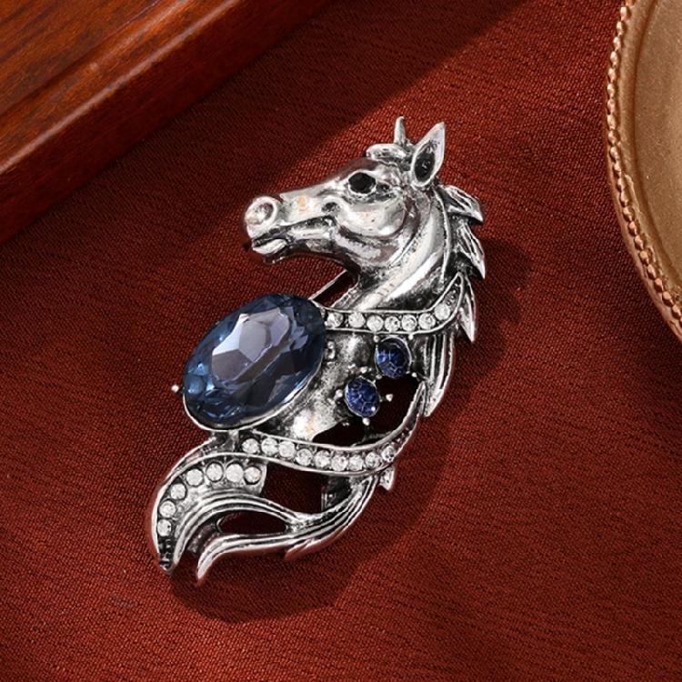 Fashion Horse Head Shape Brooch Decorative Pin Birthday New Year Gift For Friend Family Fashion Forward Badge