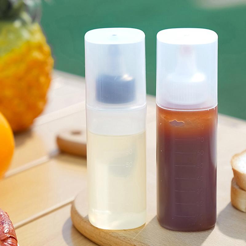 1Pc Kitchen Squeeze Bottle Oil Condiment Sauce Squeeze Bottles Leak Proof Portable Mini Squeeze Container Home Cooking Tool