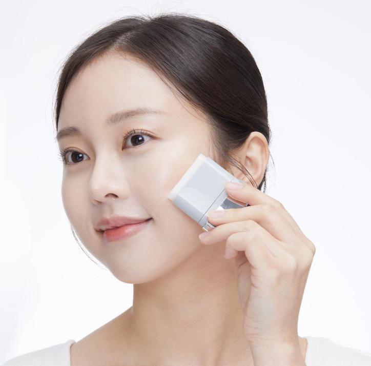 VT COSMETICS PDRN Essence Stick Balm – Moisturizing & Firming Glow Care
