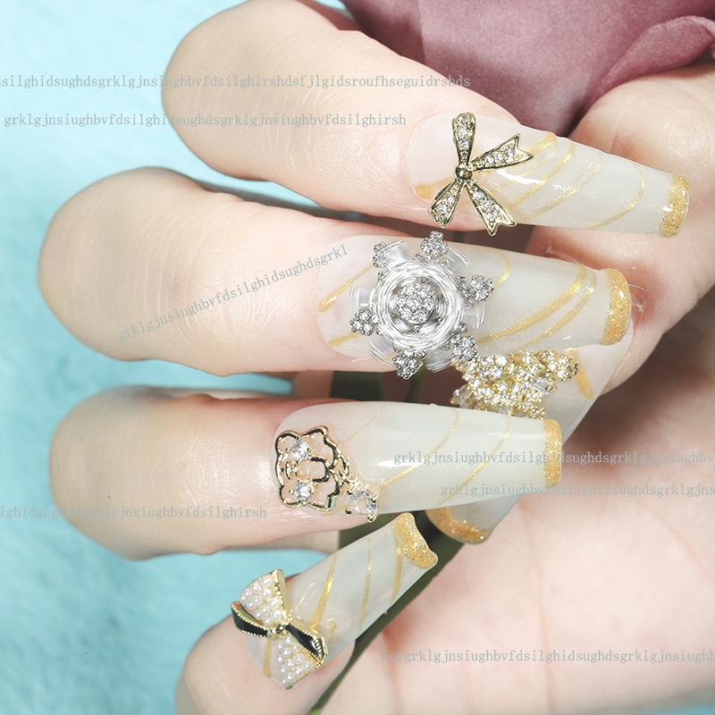 3D Zirconia Bow Nail Art: Luxurious & Shiny Pearl Gel Polish Decoration