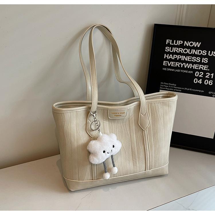 

Premium sense versatile underarm bag women s 2025 new autumn simple versatile tote bag large capacity shoulder bag