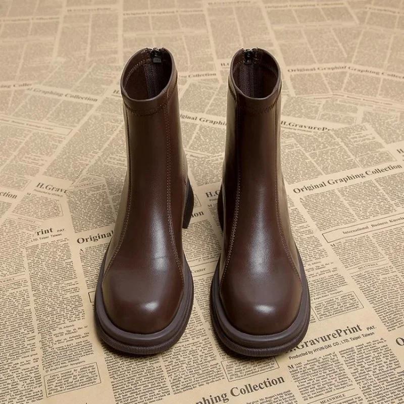 Autumn and Winter New Black Thick Soled Women's Ankle Boots Fashion Soft Leather Shoes Thick Heel Women's Short Boots