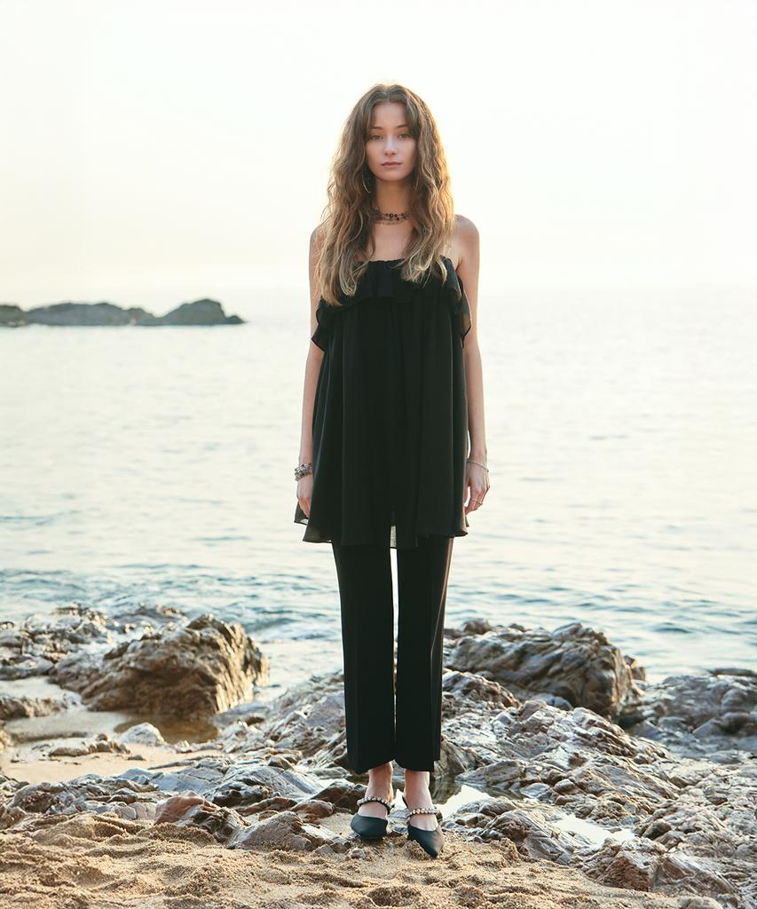 Aiseugadeuneiogongpal Ruffle Tea Dress_Black