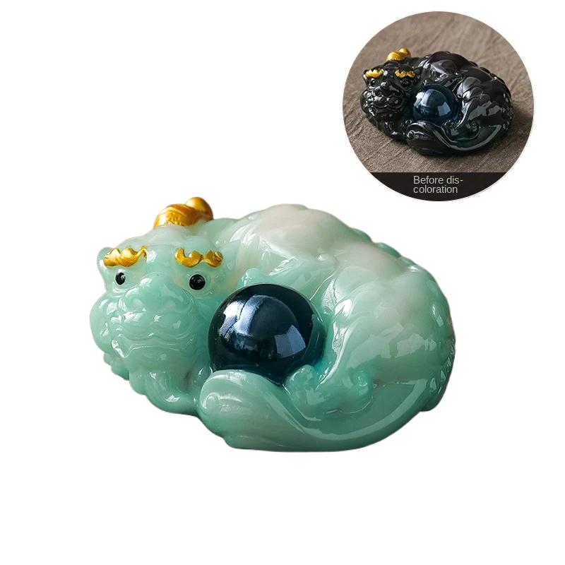 

Меняющий цвет Пи Сю, привлекающий богатство, чайный питомец - Ручная работа из смолы, Фэн-шуй, Домашний декор, Мини-аксессуары для чайного столика для кунг-фу, Подарок