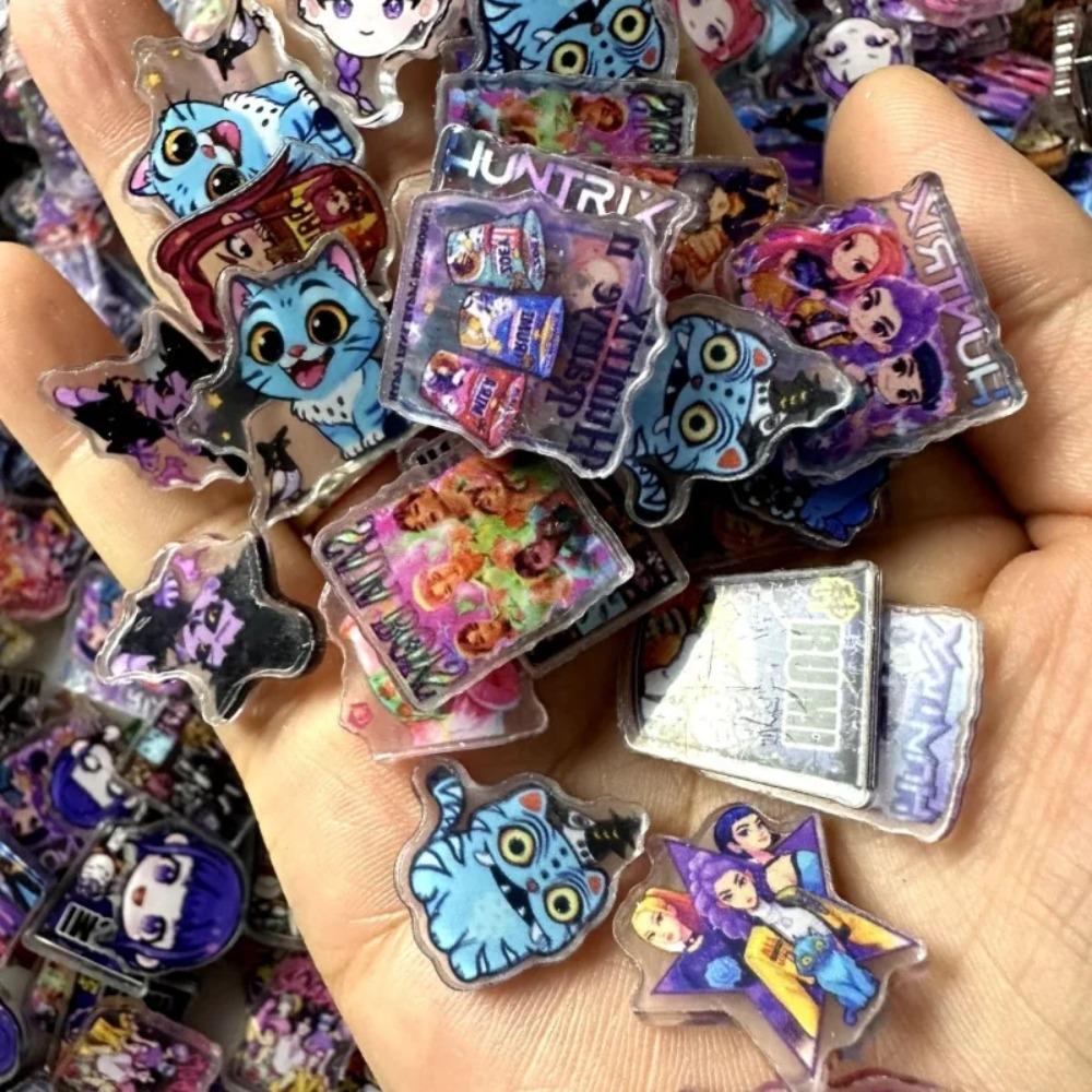 52 Pezzi Anime K-pops Cacciatori di Demoni Ciondolo Acrilico 2cm Patch Acrilica Kawaii Accessori Fai da Te Fatti a Mano Portachiavi Patch con Clip in PP Giocattolo