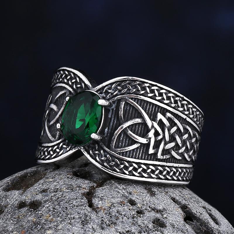 

Fashion 316L Stainless Steel Nose Viking Celtic Knot Ring With Green Zircon Odin Amulet Scandinavian Jewelry For Couple Gift 7&Only Ring