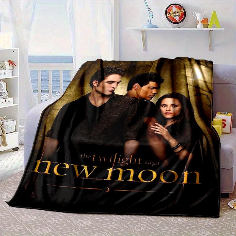 Eclipse Twilight Vampire Blanket Flannel Blanket for Bed, Sofa, Camping, Hiking, Picnic Essentials, Gift for Family Fan Gifts
