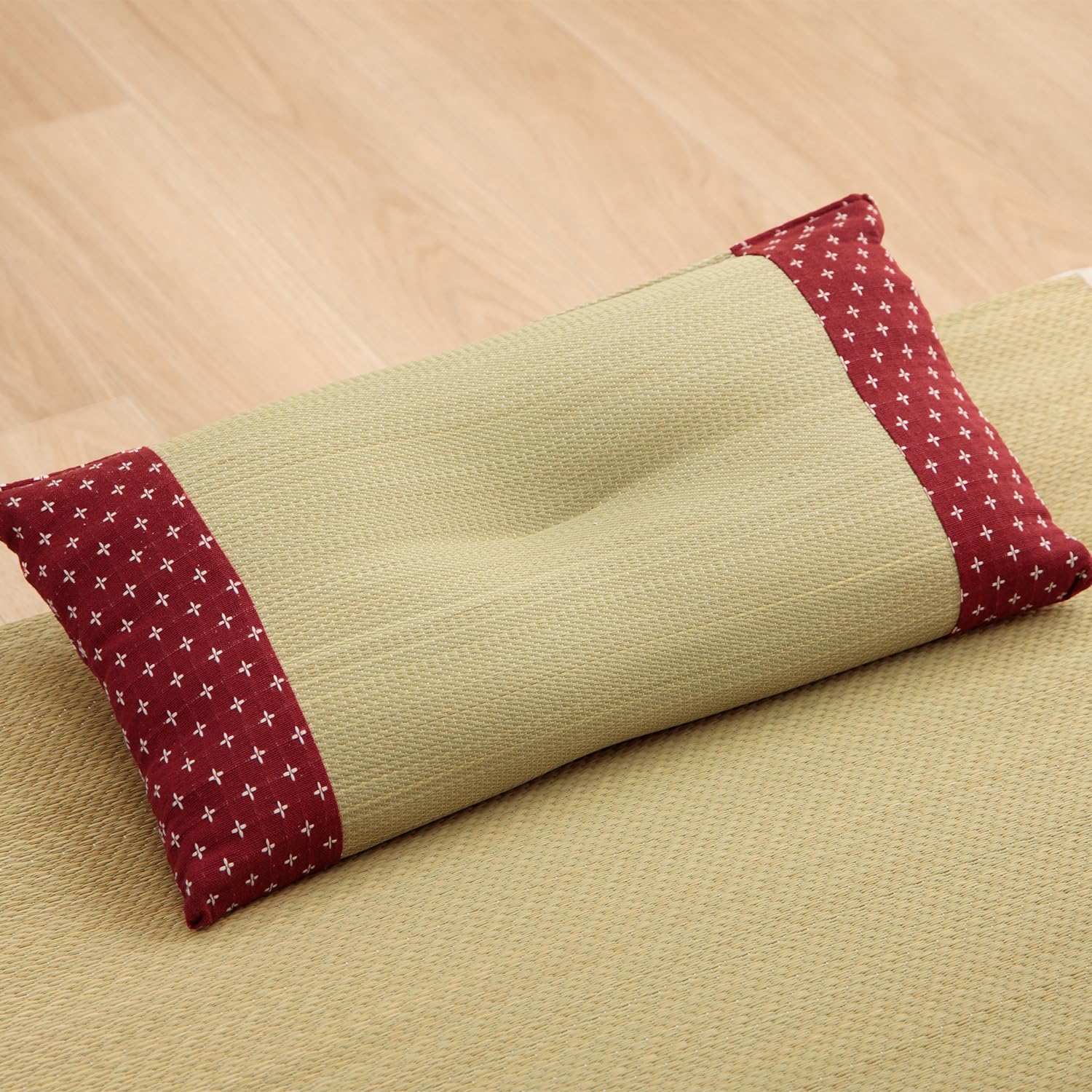 

IKEHIKO Igusa Pillow, Japanese Flat Pillow, Shiori Rose Design, Approx. 30x50cm, Indian Cotton, Sashiko Sashiko, Moisture-Resistant, Simple,