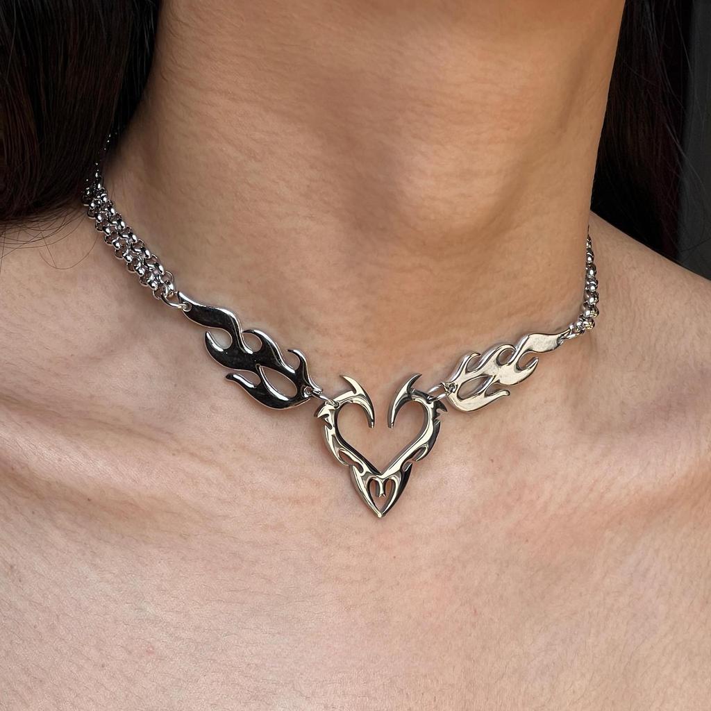 Goth Y2k Silver Color Hollow Flame Heart Pendant Necklace For Women Men Punk Rock Hip Hop Personalized Neck Jewelry Accessories